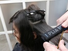 ストレートアイロン180度で2秒以上熱をあてる♪