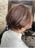 ショートボブ/ニュアンスカラー/ツヤ髪スタイル/ブルージュ