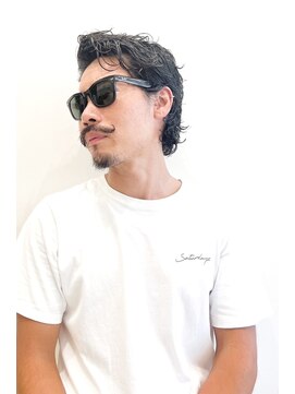 イーズ 鎌倉(e's) 《e'sイーズ鎌倉》再現性◎つや感メンズ無造作パーマ