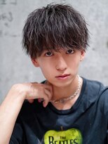 ライラ(Lyla)&nbsp;クルクルしない縦落ちソフトツイストパーマ