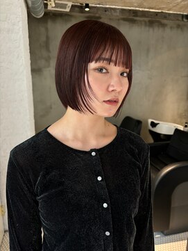 ダンボ(DUMBO) 顔まわりレイヤーボブ