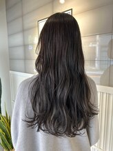 《幅広い年代》の魅力を引き出す、あなただけのスタイル提案