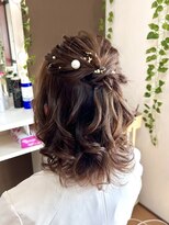 ジェシータ 品川駅前店(GESHITA)&nbsp;ミディアムハーフアップ【品川/ヘアセット】