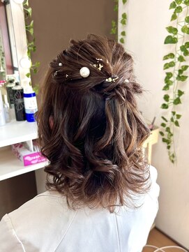 ジェシータ 品川駅前店(GESHITA) ミディアムハーフアップ【品川/ヘアセット】