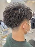 小顔刈り上げツーブロック◎スパイラルパーマ◎アップバング