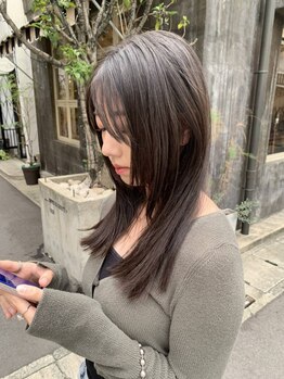 フレックス(FREEX)の写真/【元町駅から徒歩５分】気軽に通える価格×居心地の良いアットホームな空間でサロンtimeをお楽しみ頂けます