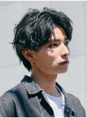 渋谷フェザーパーマフェザーショート大人刈り上げセンターパート