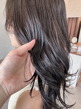 イルプロム 御厨店(illuprom.) アッシュ