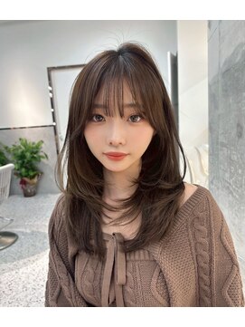 ロール 博多(Role) ブラウンカラー/レイヤーカット/透明感