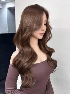 エル バイ アンキシム(elu by AHNKISM) 顔まわり韓国レイヤーカット髪質改善トリートメント