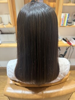木目の写真/活性ケラチンケア、髪質改善、家でも持続するトリートメント