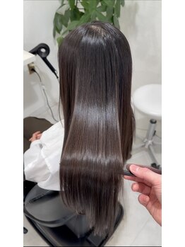 スカイメロウ(Sky Mellow)の写真/【金沢諸江】髪質に合わせたオーダーメイド縮毛矯正。乾かすだけで毛先までまとまる上品な万能美髪へ。