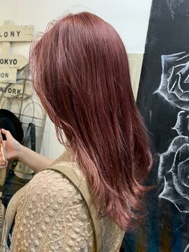 トロニー(TLONY) 渋谷TLONY ピンクカラー　stylist/ miaki