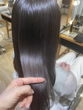 ネオリーブ チロル 横浜西口店(Neolive CiroL.) 酸性ストレート ブルーグレージュ 縮毛矯正