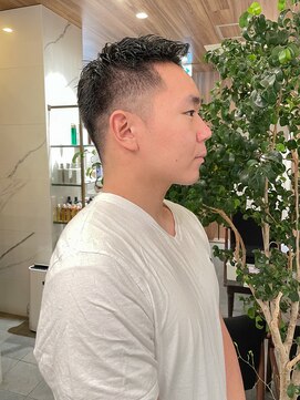 ビュートリアム ギンザ(BEAUTRIUM) スッキリ刈り上げ＊ビジネスショート＊フェードも◎［銀座］