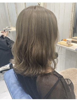 ルシール バイ アリア(Lucir by aria) ハニーベージュ♪