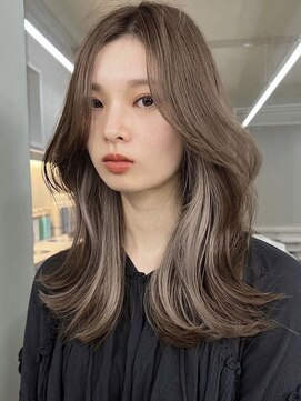 サイン 渋谷(SIGN) 20代30代トレンドなレイヤーカットハッシュカットレイヤーボブ