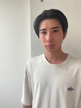 イチイ 巣鴨店(ichii) スーツ短髪ツーブロック束感モテる黒髪シークレットパーマ流行