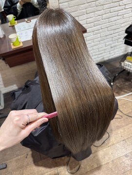 シカ 神戸三宮元町店(Cica) ロングヘア 艶髪 美髪 髪質改善トリートメント 三宮 元町