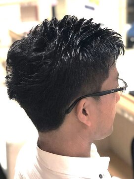 ヘアークリアー せんげん台 メンズ ビジネス刈り上げショートスタイル アップバング