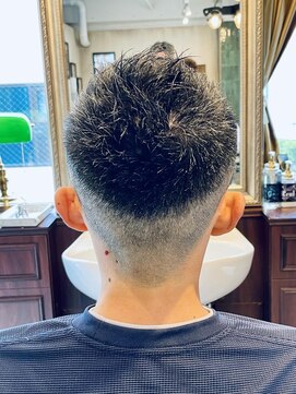 グレイスフルバーバーロンドン 大宮店(Graceful Barber London) 【40代 男性】ロンドンベリーショート（大宮/バーバー）