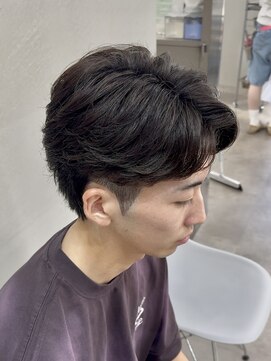 リベル(LIBER) フェザーパーマ/センターパート/毛流れパーマ/ニュアンスパーマ