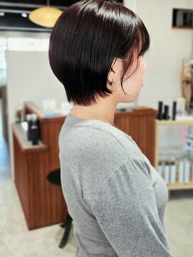 リタ(RITA) ショートボブ