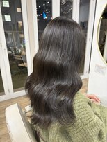 ケイリー(KAYLEE)&nbsp;【イルミナカラー】オリーブグレージュ