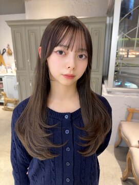 カシュカシュ 表参道(cache cache) レイヤーカットハッシュカット顔周りレイヤー髪質改善