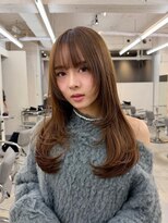 ヒュー 広島(HEW)&nbsp;王道かわいいシースルーバングレイヤーハッシュカットグレージュ