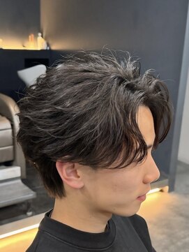 バース 河原町店(BIRTH) 韓国へアカルマパーマワックスなしセンターパート黒髪ウルフ