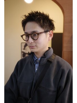 エディ(Edy) メンズスパイキーショート刈り上げブラウンカラー眉毛カット岡山