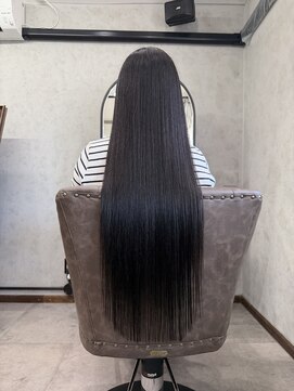 ヴェルム ヘア デザイン(Velum.HAIR DESIGN) 韓国風ロング×艶髪ストレート｜美髪改善で叶う絹髪ロング