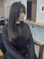 セラ(SERA)&nbsp;レイヤー/レイヤーカット/ロングレイヤー