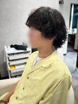 ウヌ ヘアルーム(uNu Hair Room) 波巻きスパイラル
