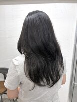 マロ(MALo) 暗めカラー グレージュ グレーカラー レイヤーカット 暗髪