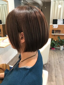 ルアナ(Luana) 小頭効果◎ミニボブ