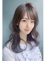 クーエフー(coo et fuu)&nbsp;流し前髪とフリンジウェーブのセミロングで大人かわいい♪藤沢