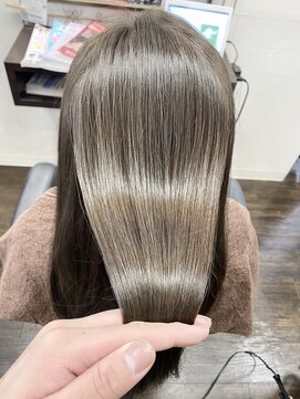 ブレイズ ザ サロン(BLAZE THE SALON) ツヤツヤノンダメージカラー!!アッシュベージュ【BLAZE 大庭】