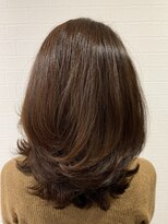 えほん美容室&nbsp;エレガントなレイヤースタイル♪