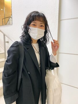 インビテーション(invitation) クルクルウェーブ×セミロング