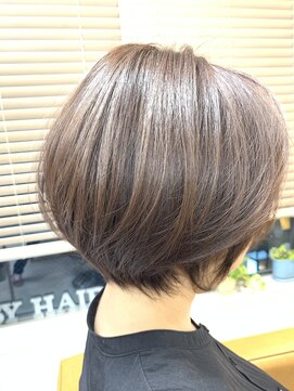 クラッシー(CLASSY) 【30代40代50代に人気◎】CLASSY大人ふわ艶丸みショートボブ★