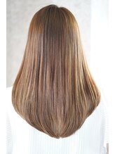 しっかりかけるのはもちろん自然な仕上がりの縮毛矯正まで幅広い髪質や要望に対応♪ダメージレスな施術も◎