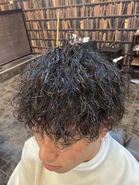 バーバーショップゾン(barber shop ZoN) ツイストスパイラル