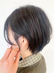 20代30代40代抜け感ショートレイヤーアッシュベージュ