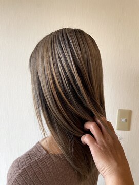 ラトット(Latot) バレイヤージュ