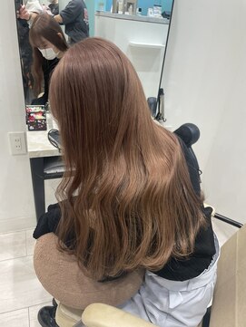 ユーフォリア 池袋東口駅前店(Euphoria) 20代30代大人可愛い艶感ミルクティーベージュケアブリーチ