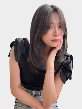 ユーフォリア 新宿通り(Euphoria) レイヤーロング美髪くびれワンカールシルキーグレージュ