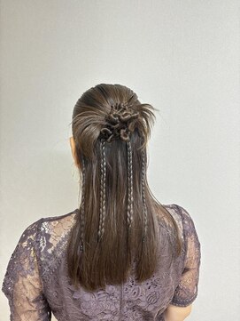 アオ(AO。) カチモリハーフアップ/三つ編みアレンジ/シニヨンアレンジ