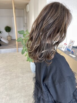 モンテヘアー(monte hair) オリーブベージュ×ロング
